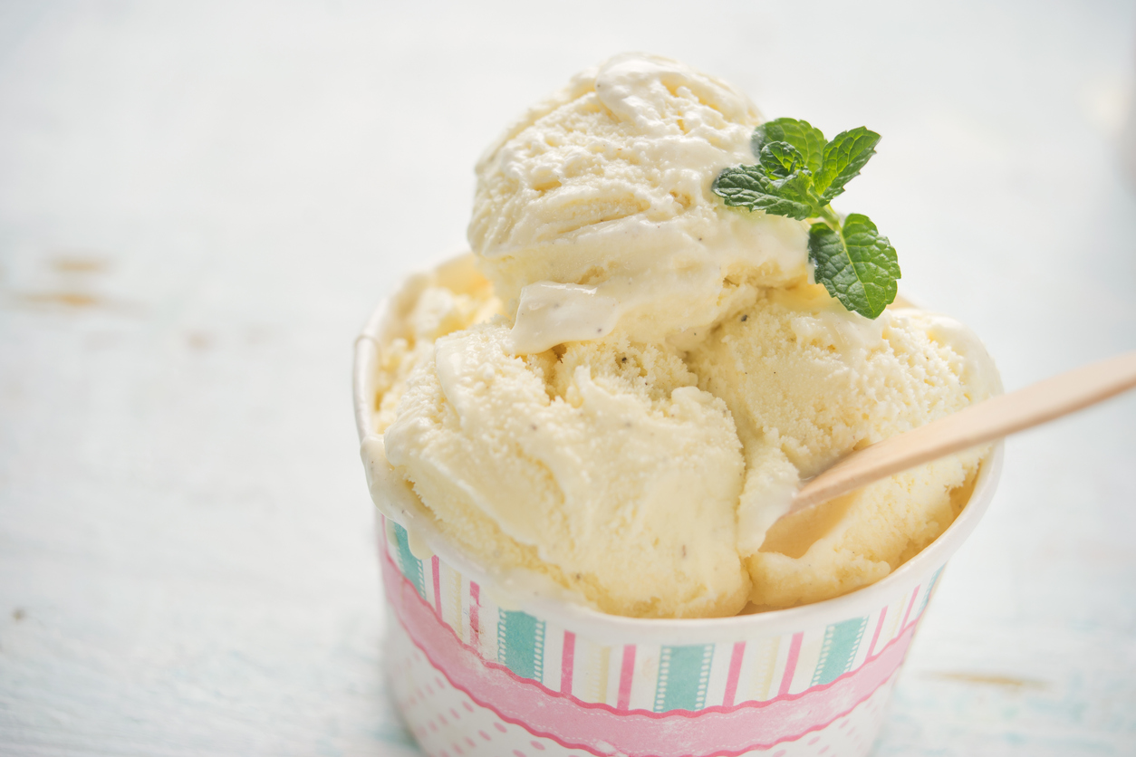 bowl of vanilla bean gelato with mint