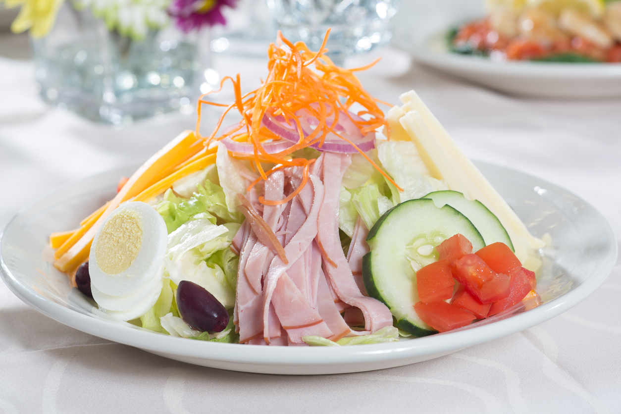 A plate of chef's salad